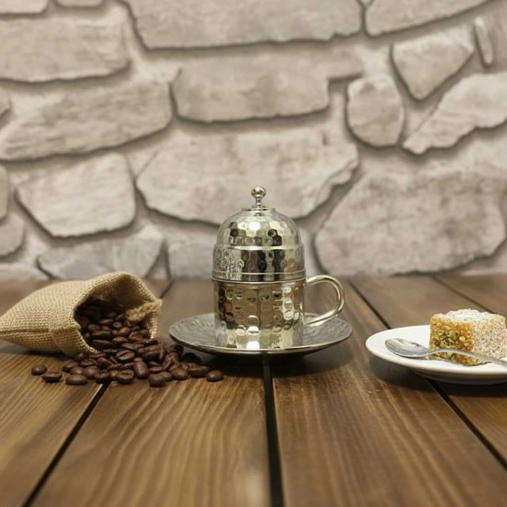Bakır El Dövmesi Kahve Fincanı